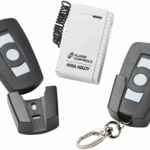 001012_L.png One Channel Receiver and Two Transmitters with Mount and Keychain, 12in Antenna with up to 300ft Range, 5 Second Momentary Output, SPDT Relay, 433.92 MHz, RoHS