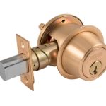 090417.jpg SCHLAGE GRADE 2 SINGLE CYLINDER DEADBOLT WITH 2-WAY ADJUSTABLE BOLT - B560P612C